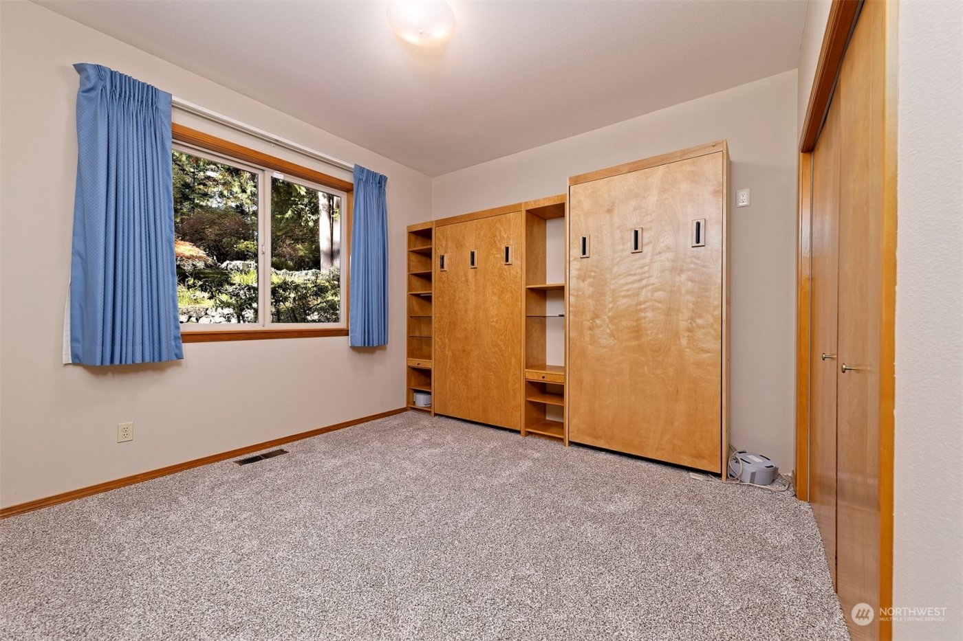 898 SE Dahman Road , Shelton, WA 98584
