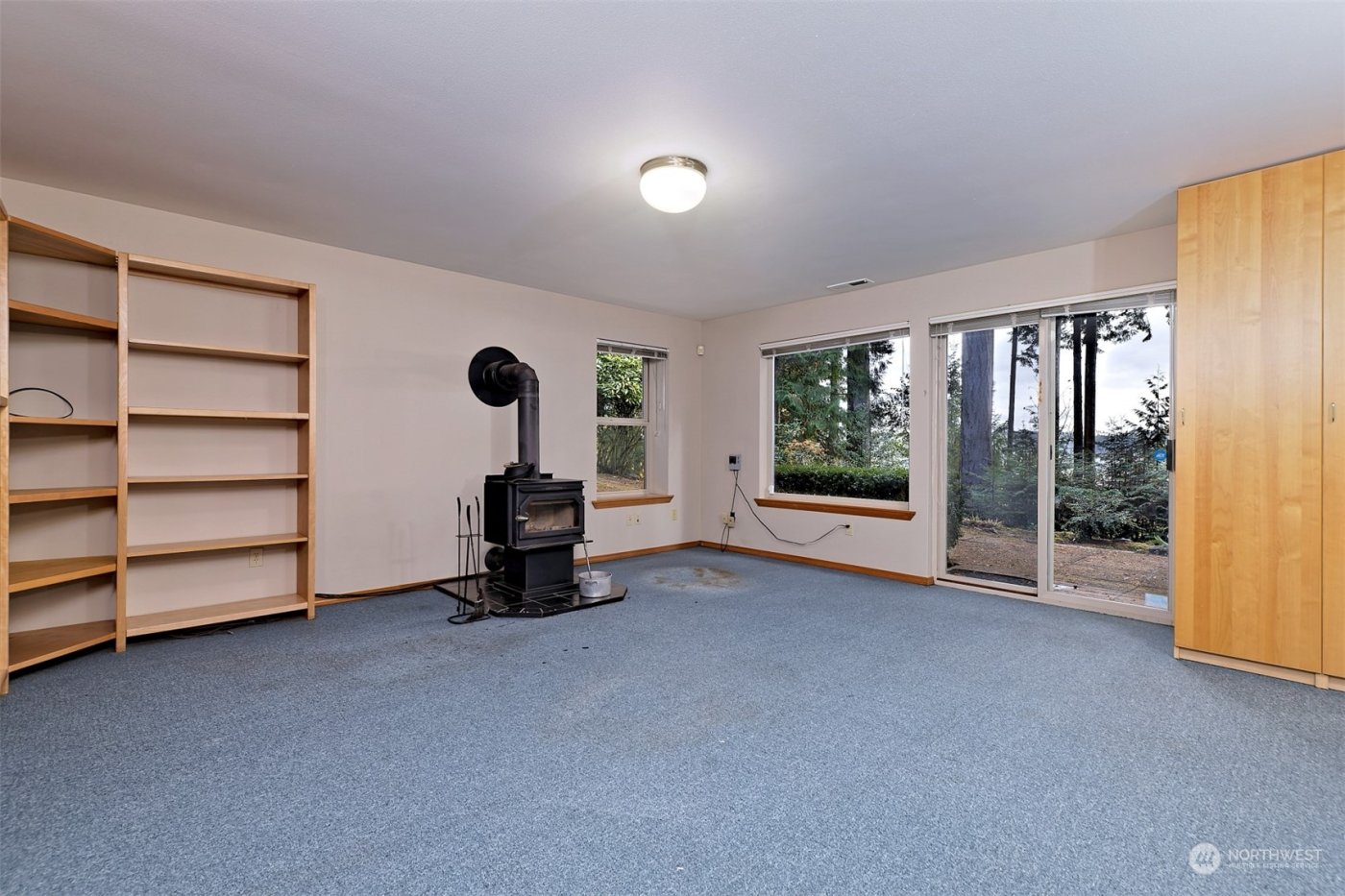 898 SE Dahman Road , Shelton, WA 98584