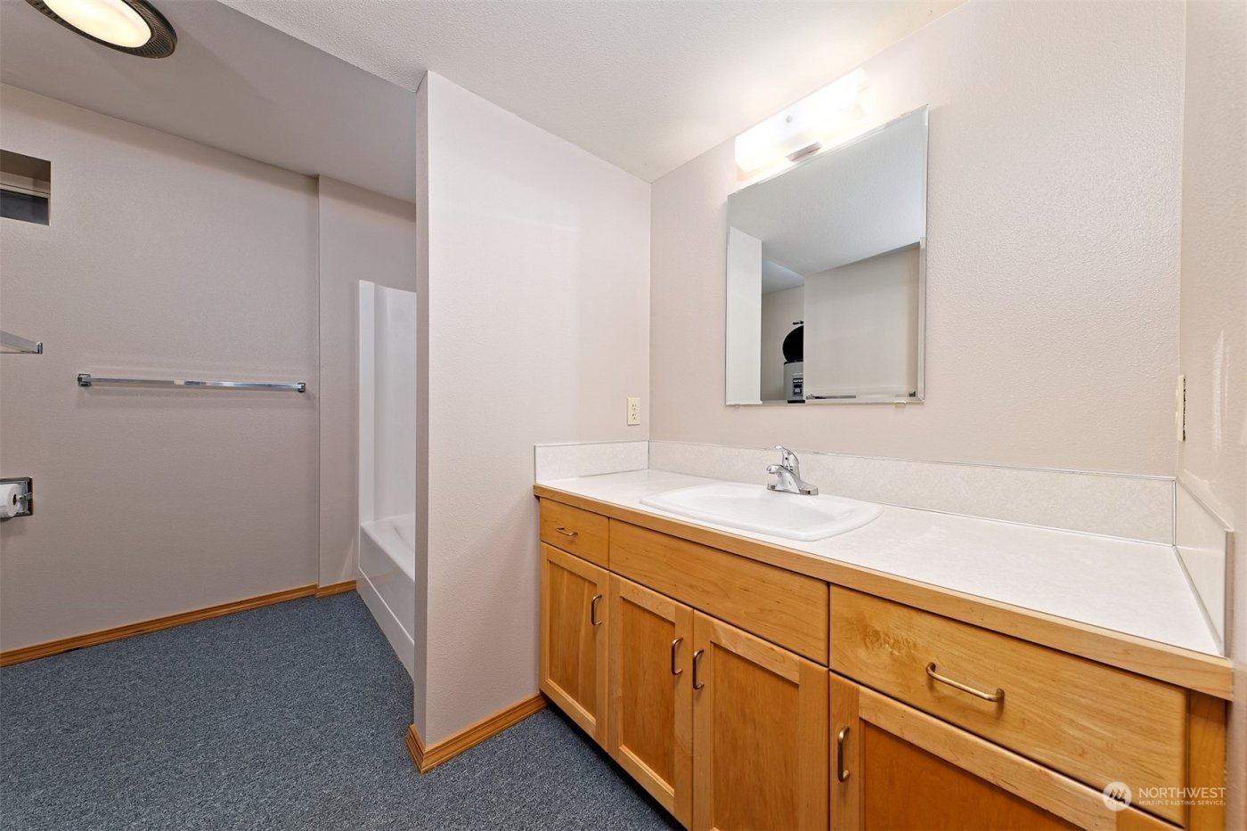 898 SE Dahman Road , Shelton, WA 98584
