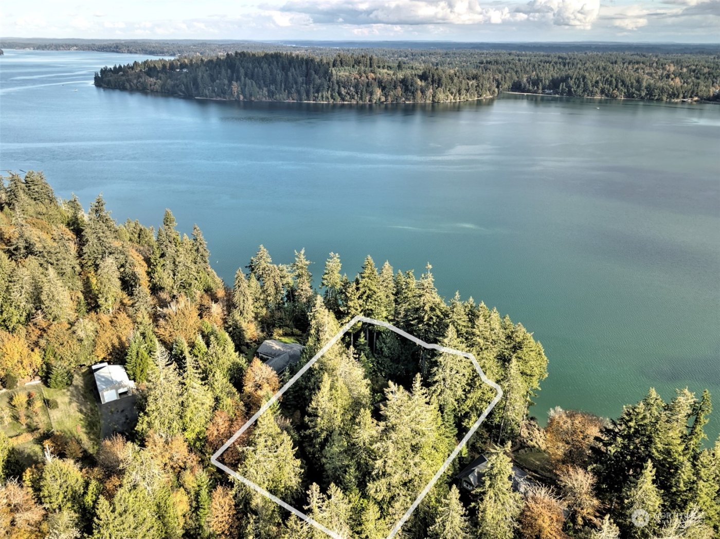 898 SE Dahman Road , Shelton, WA 98584