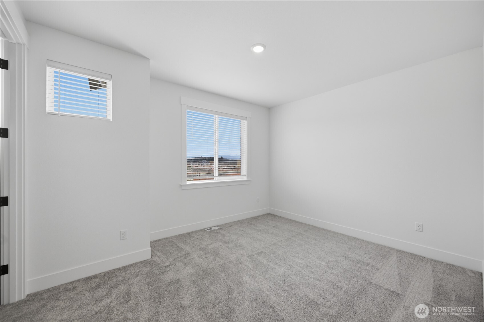 32189 Pacific Avenue SE, Black Diamond, WA 98010