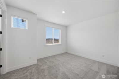 32189 Pacific Avenue SE, Black Diamond, WA 98010 - Photo 18