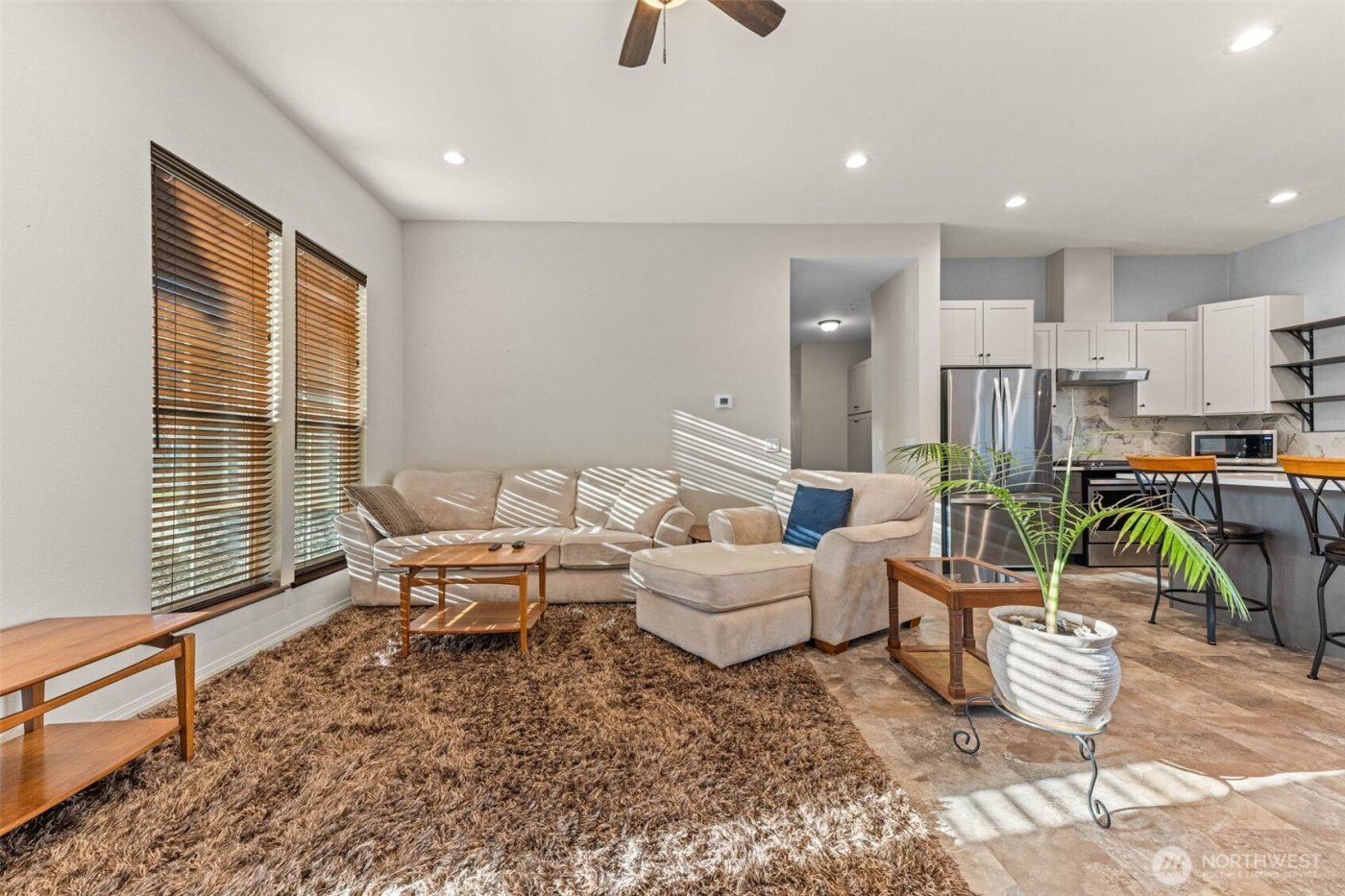 111 1st E , South Bend, WA 99586