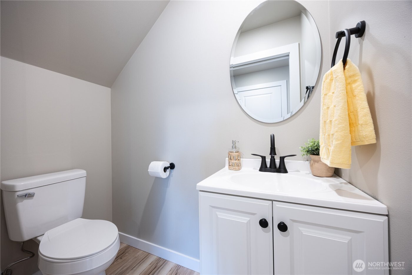 1116 Sumas Avenue #1, Sumas, WA 98295