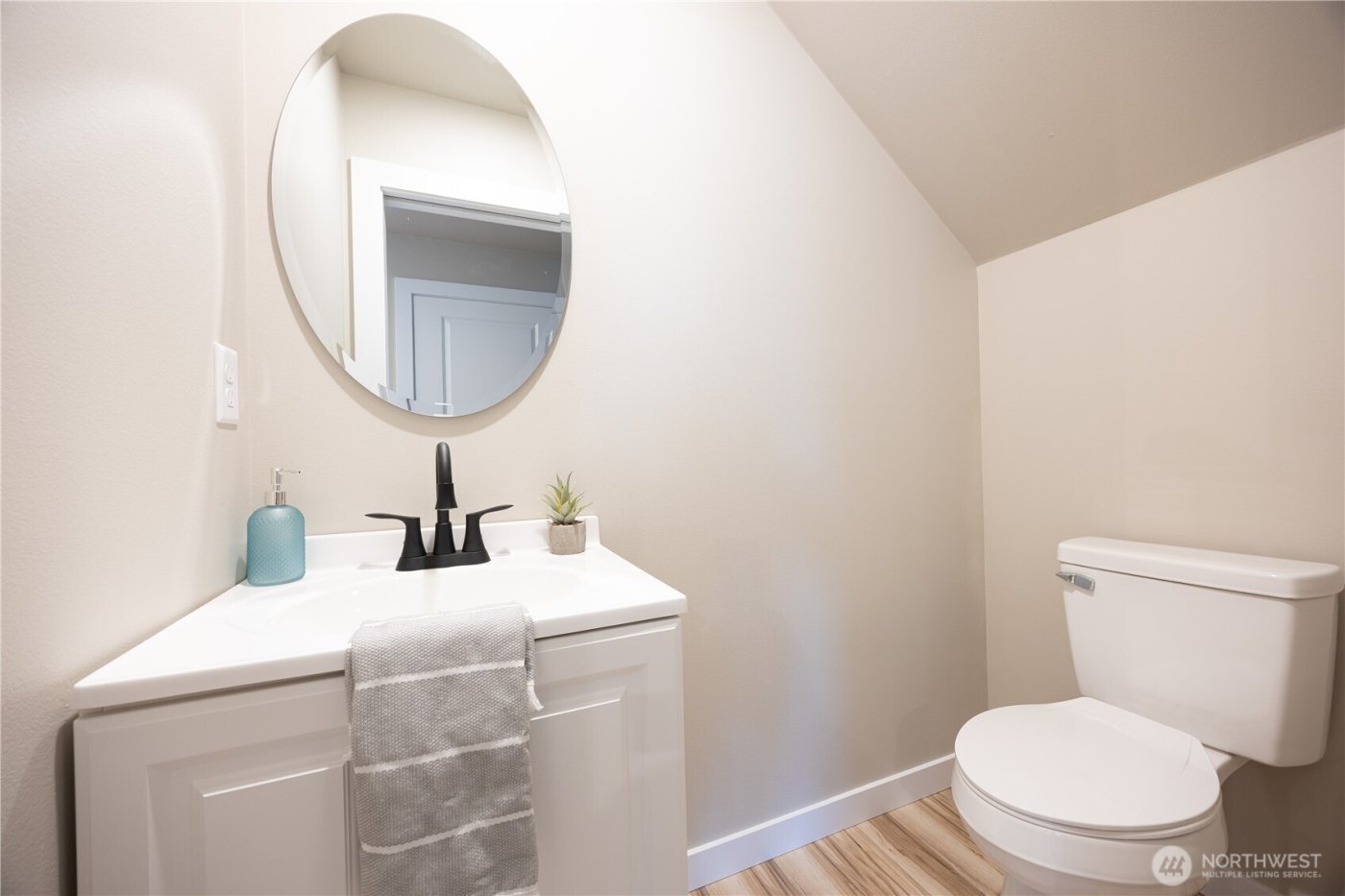 1116 Sumas Avenue #2, Sumas, WA 98295