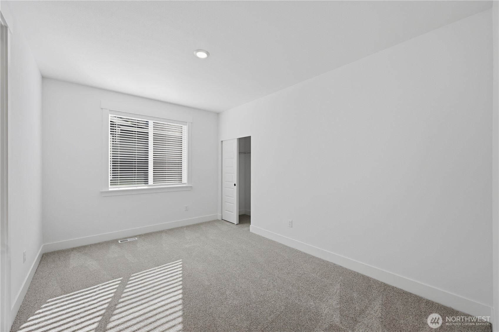 32133 Pacific Avenue SE, Black Diamond, WA 98010