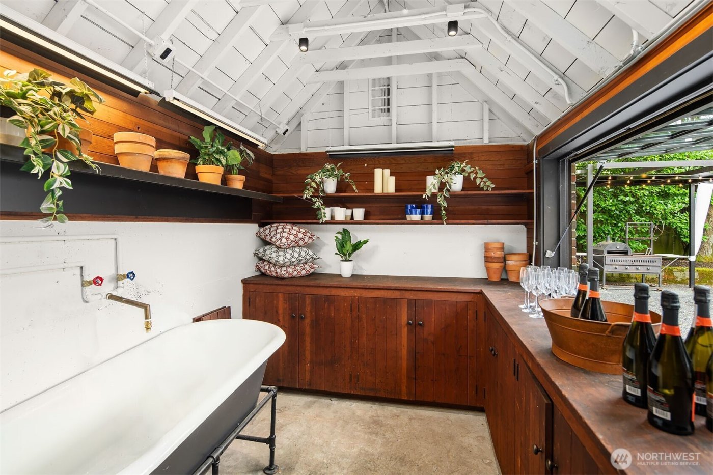 1626 Federal Avenue E, Seattle, WA 98102