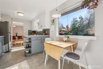 11537 Corliss Avenue N, Seattle, WA 98133-8534 - Photo 14