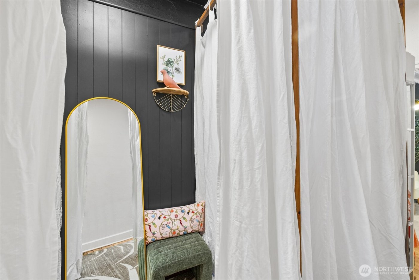 126 W First Street , Port Angeles, WA 98362