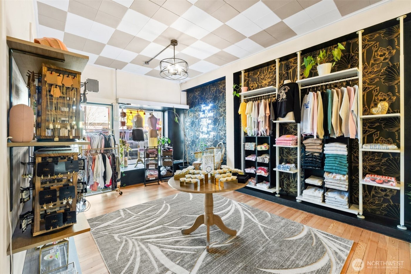 126 W First Street , Port Angeles, WA 98362