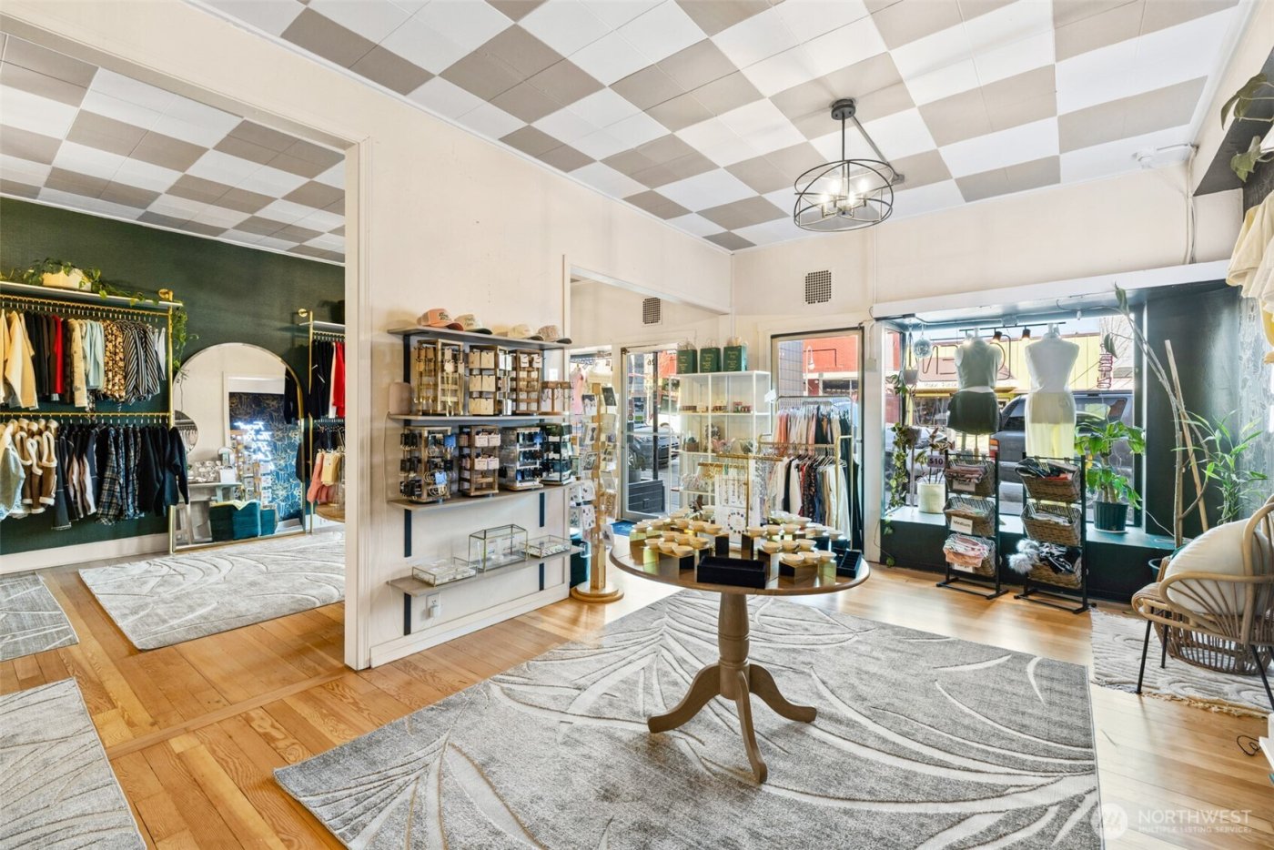 126 W First Street , Port Angeles, WA 98362