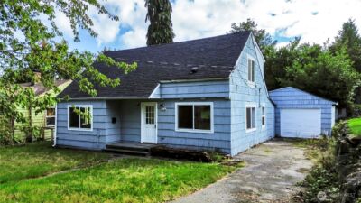 12034 68th Avenue S, Seattle, WA 98178