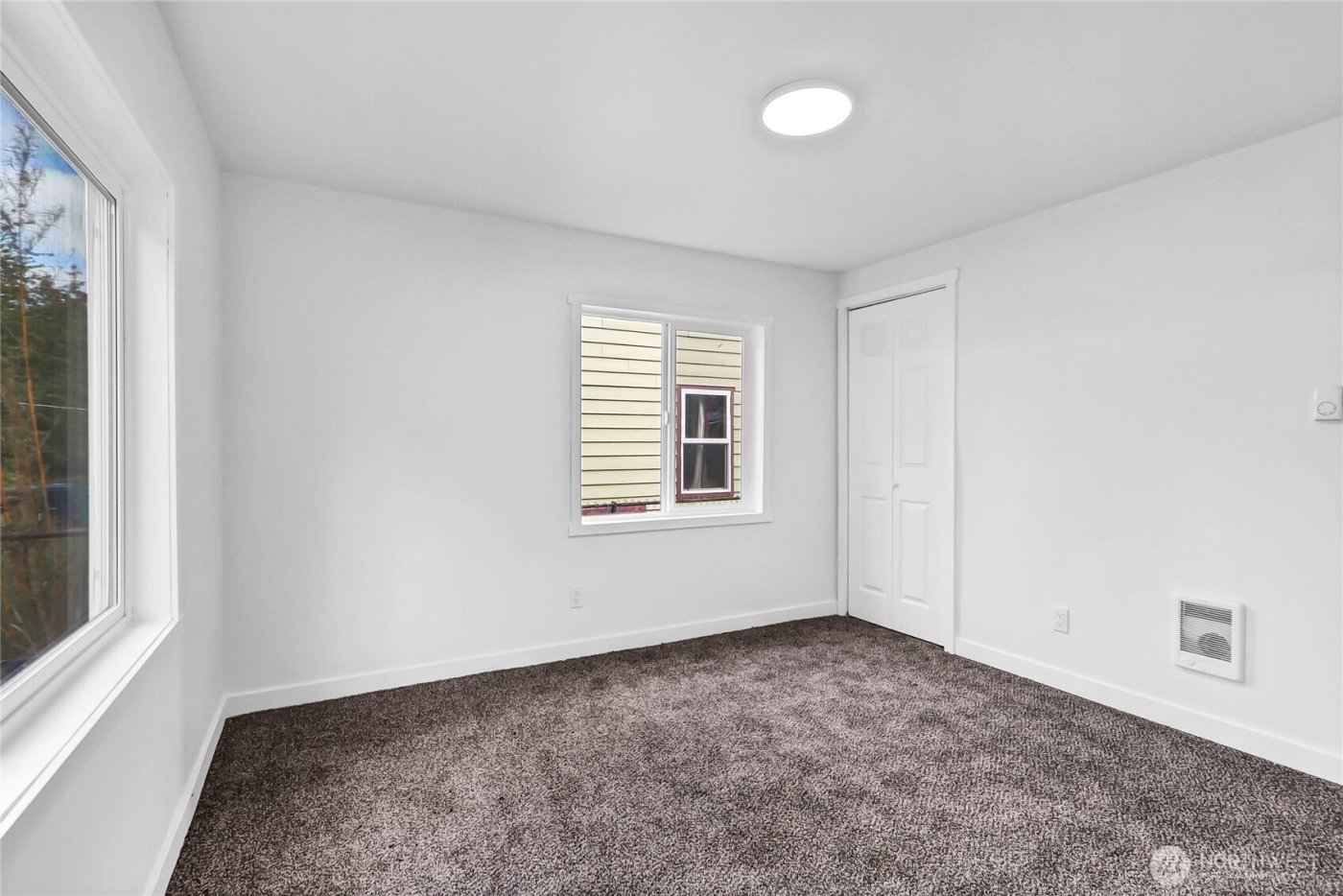 12034 68th Avenue S, Seattle, WA 98178