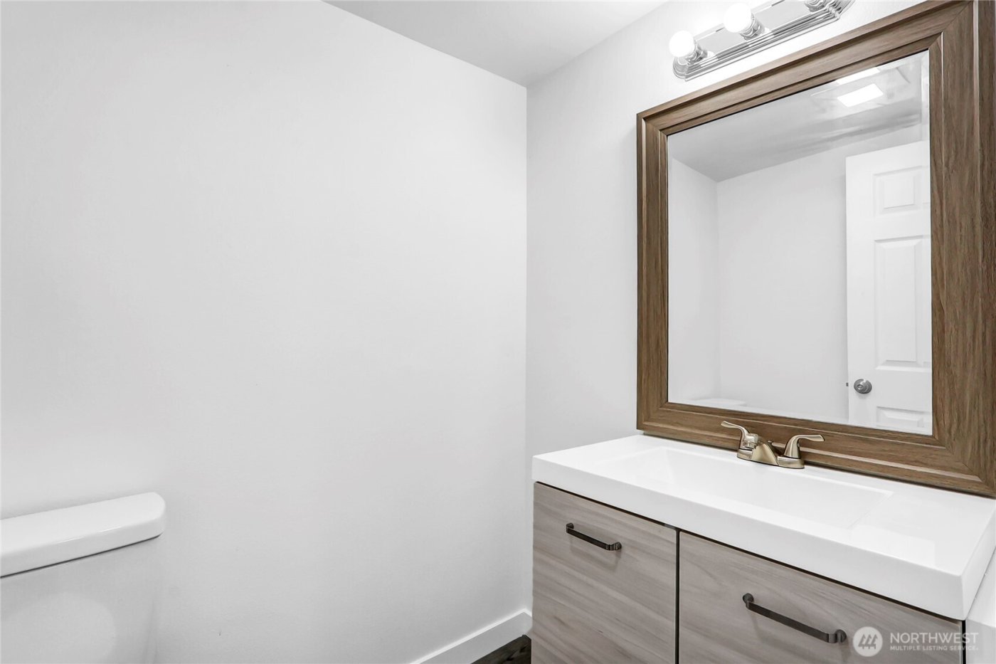 12034 68th Avenue S, Seattle, WA 98178