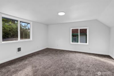 12034 68th Avenue S, Seattle, WA 98178 - Photo 15