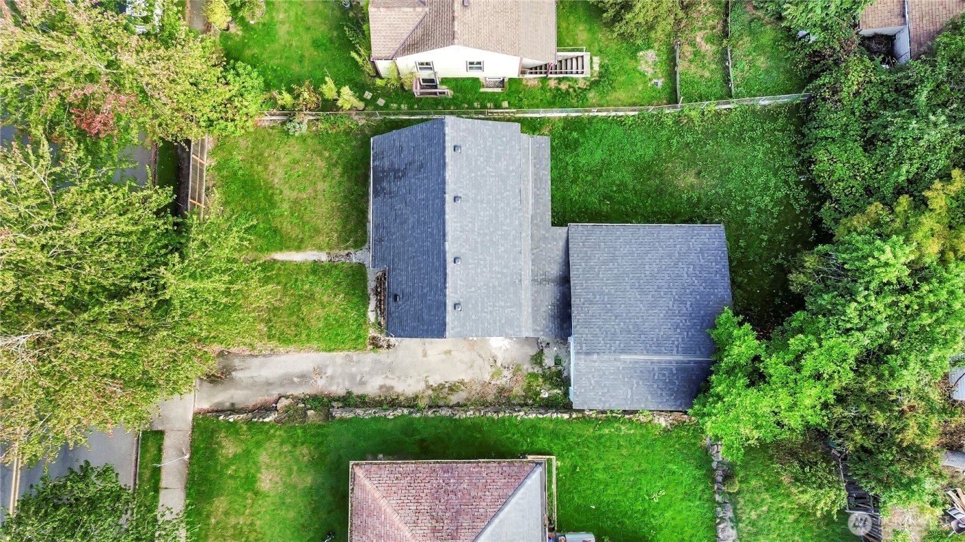 12034 68th Avenue S, Seattle, WA 98178