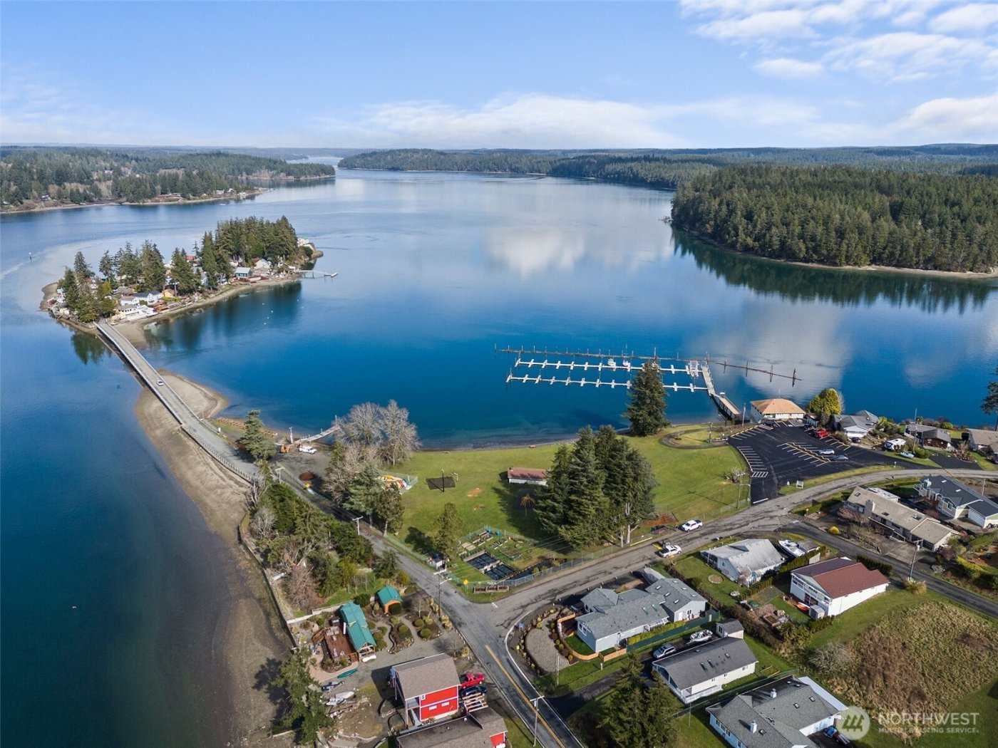 9821 Mariner Drive NW, Olympia, WA 98502