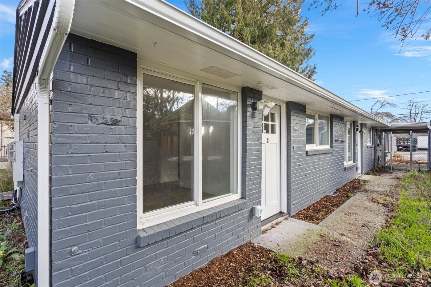 15124 Washington Avenue SW, Lakewood, WA 98498