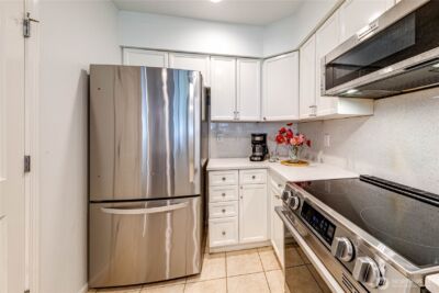 2220 132nd Avenue SE #A113, Bellevue, WA 98005-3977 - Photo 12