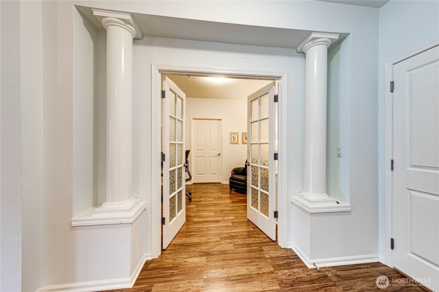2220 132nd Avenue SE #A113, Bellevue, WA 98005-3977