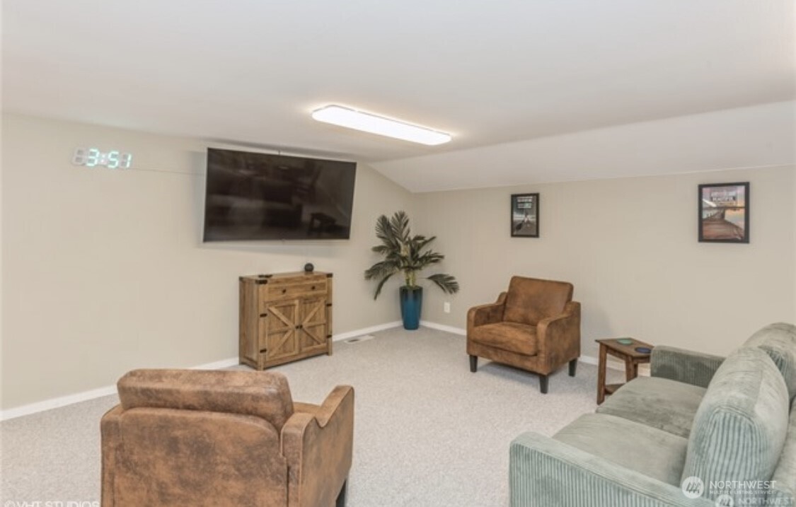 18501 52nd Avenue W #31, Lynnwood, WA 98037