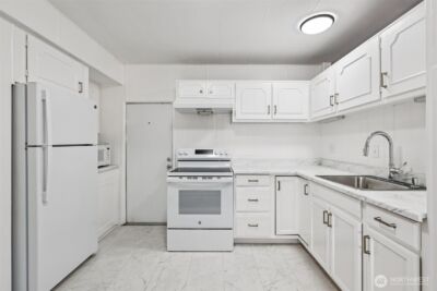 18501 52nd Avenue W #76, Lynnwood, WA 98037 - Photo 4