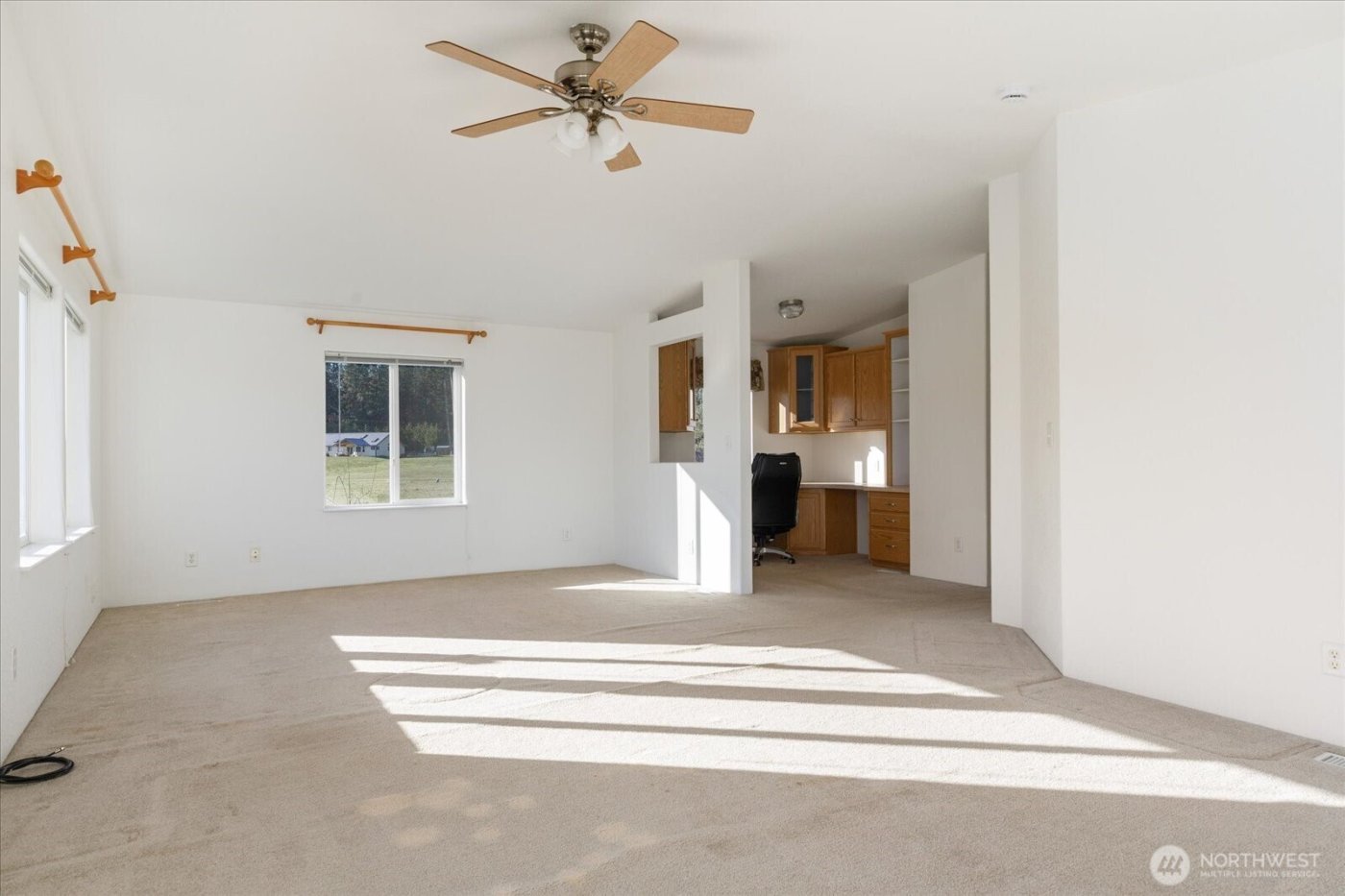 4522 Monkey Hill Road , Oak Harbor, WA 98277