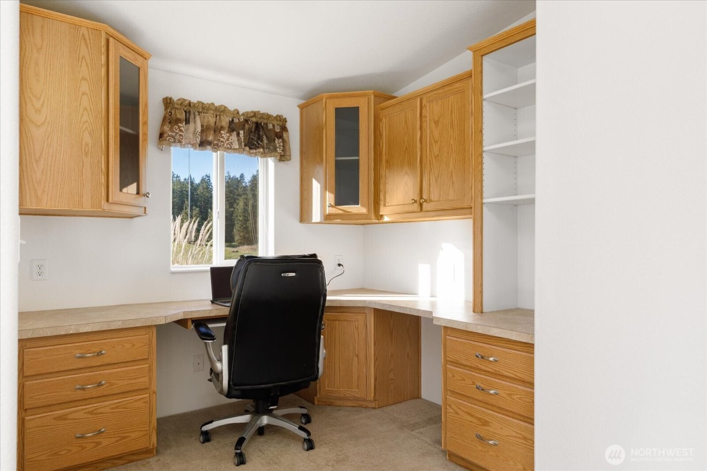 4522 Monkey Hill Road , Oak Harbor, WA 98277