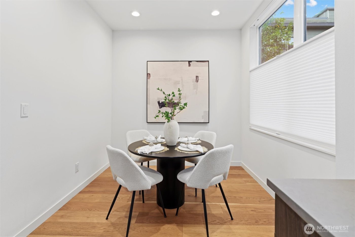 609 15th Avenue E, Seattle, WA 98112