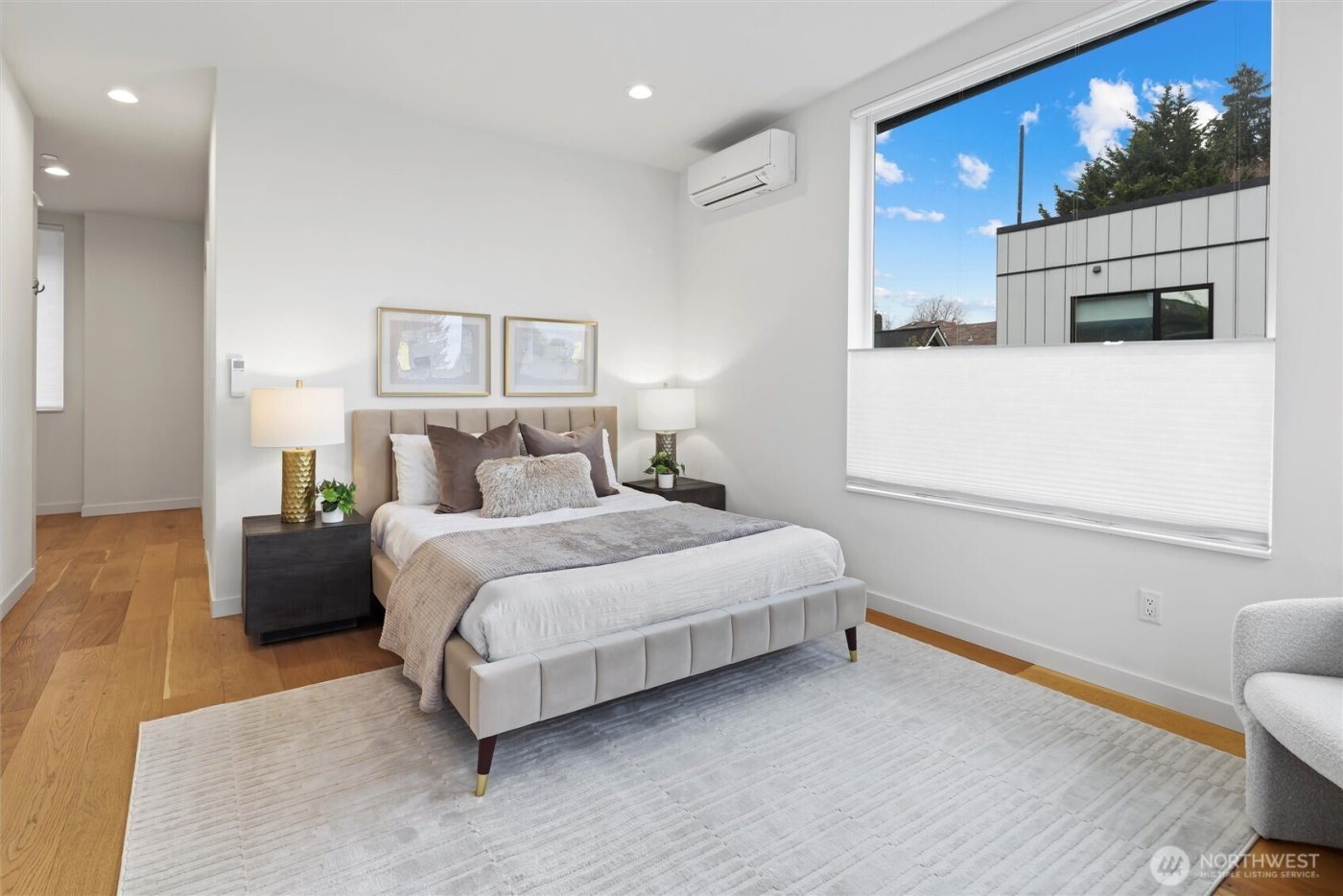 609 15th Avenue E, Seattle, WA 98112