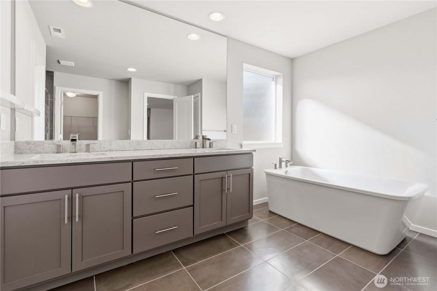 8803 NE 177th St #Lot10, Bothell, WA 98011