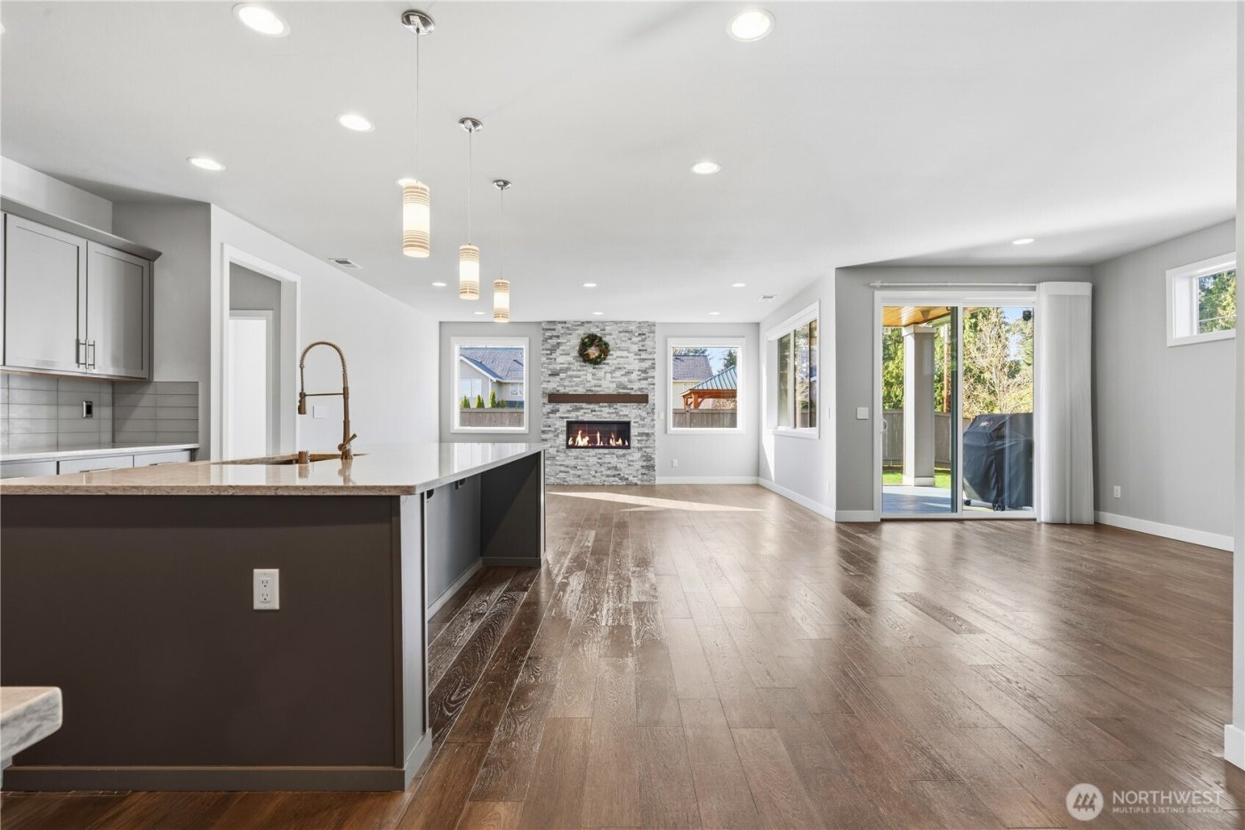 8803 NE 177th St #Lot10, Bothell, WA 98011