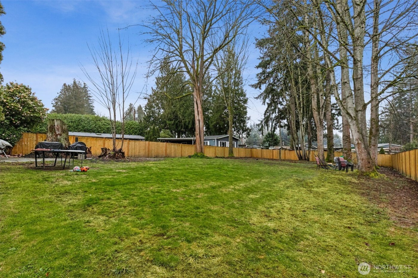 15215 Larch Way , Lynnwood, WA 98087
