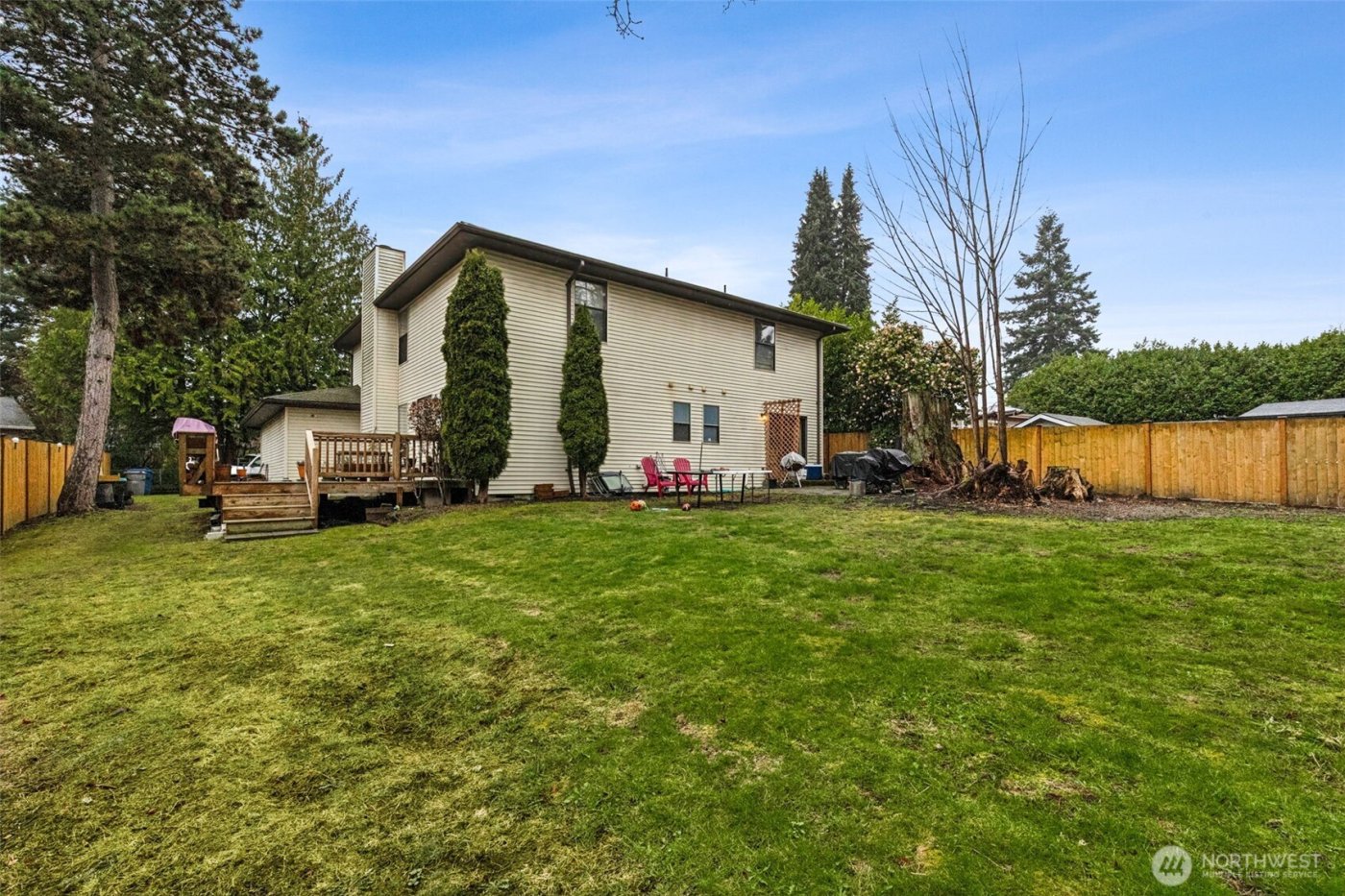 15215 Larch Way , Lynnwood, WA 98087