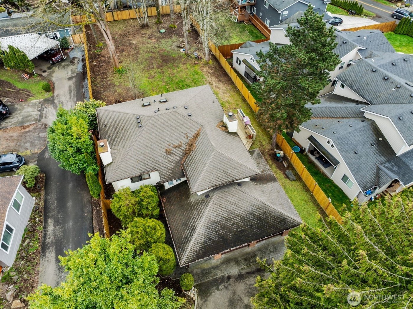 15215 Larch Way , Lynnwood, WA 98087