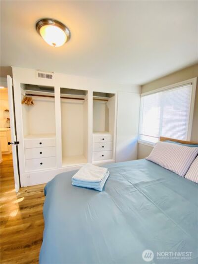 721 N 88th Street , Seattle, WA 98103 - Photo 11