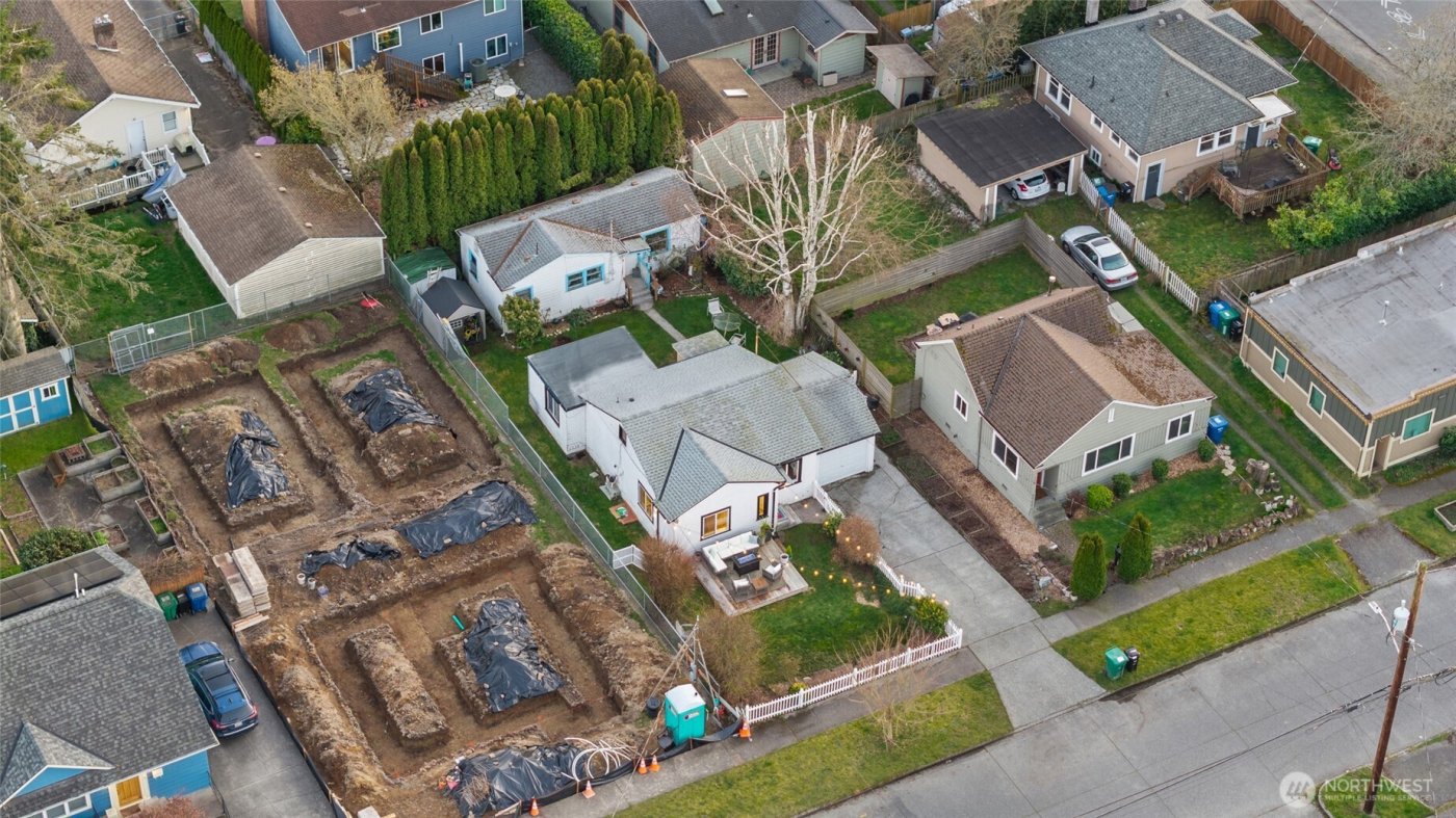 721 N 88th Street , Seattle, WA 98103