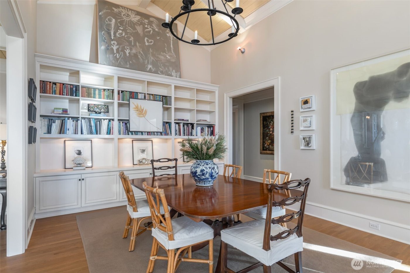 9400 Vineyard Crest , Bellevue, WA 98004