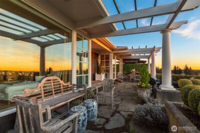 9400 Vineyard Crest , Bellevue, WA 98004 - Photo 3