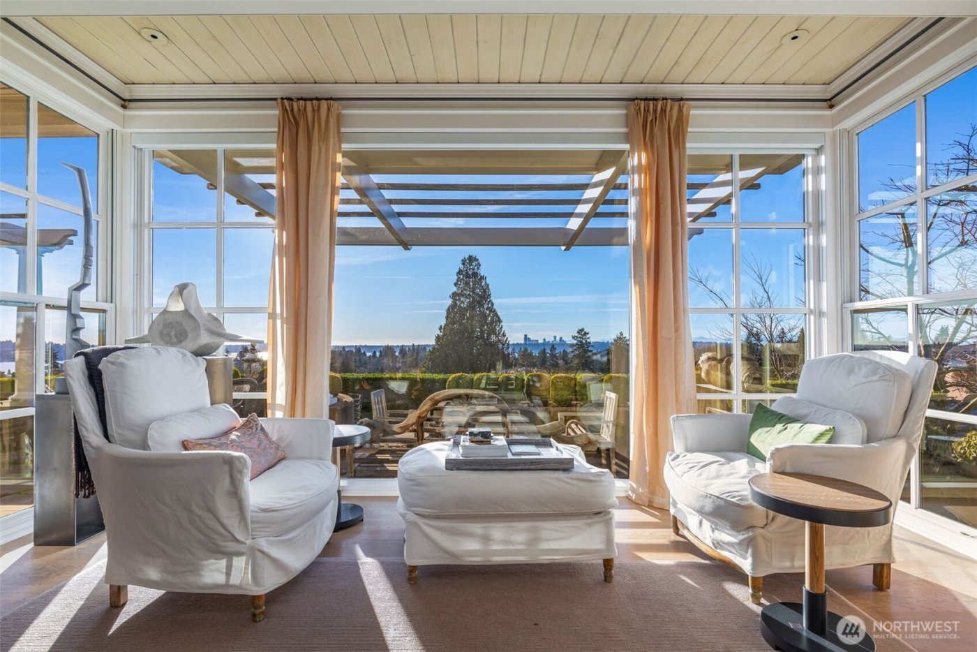 9400 Vineyard Crest , Bellevue, WA 98004