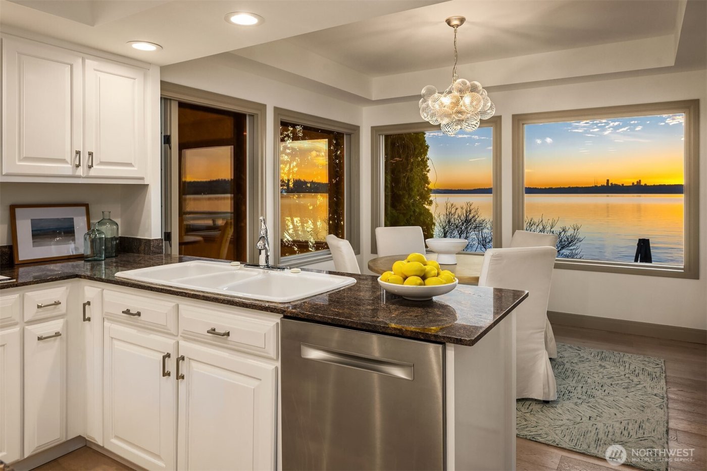 175 Lake Avenue W, Kirkland, WA 98033