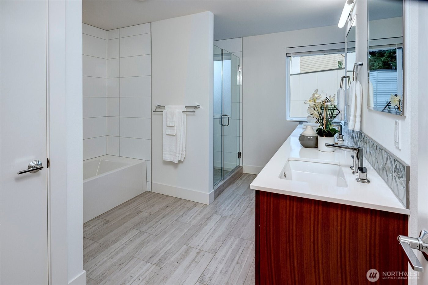 4274 NE 50th Street , Seattle, WA 98105