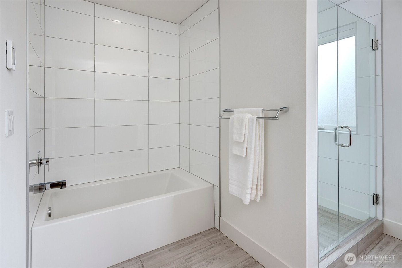 4274 NE 50th Street , Seattle, WA 98105