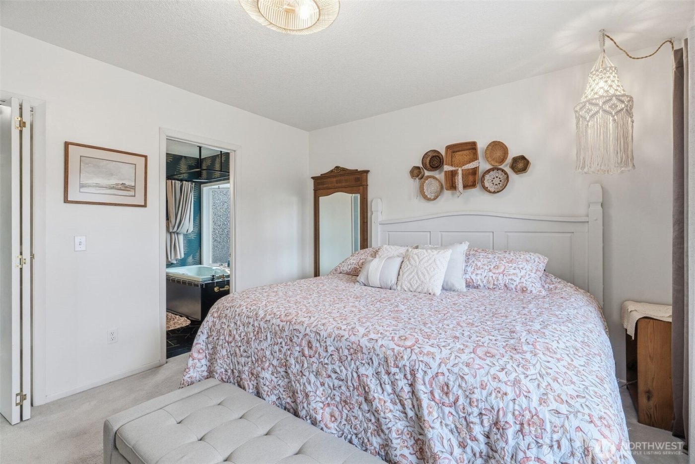 522 SW Front Avenue , Castle Rock, WA 98611
