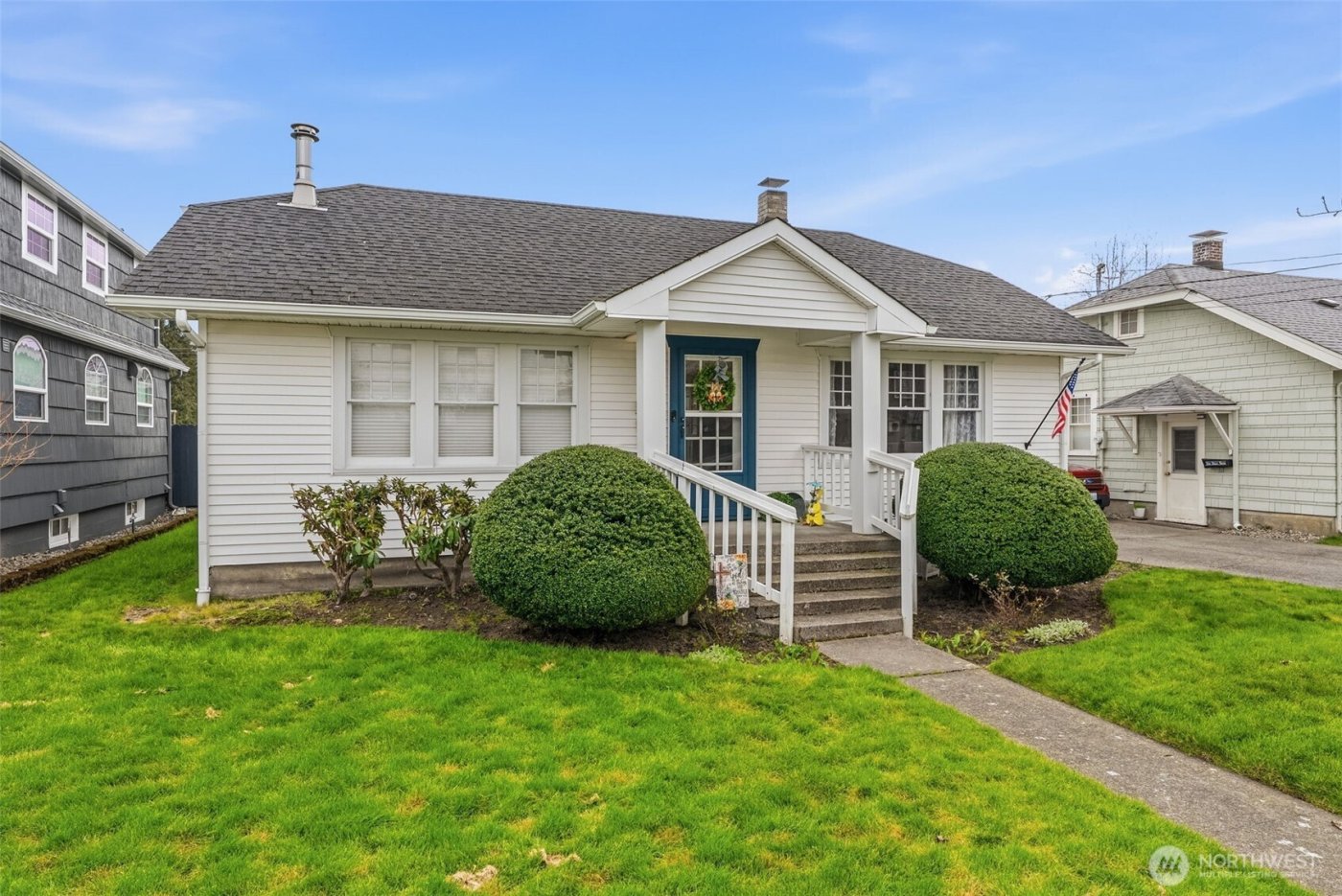 522 SW Front Avenue , Castle Rock, WA 98611