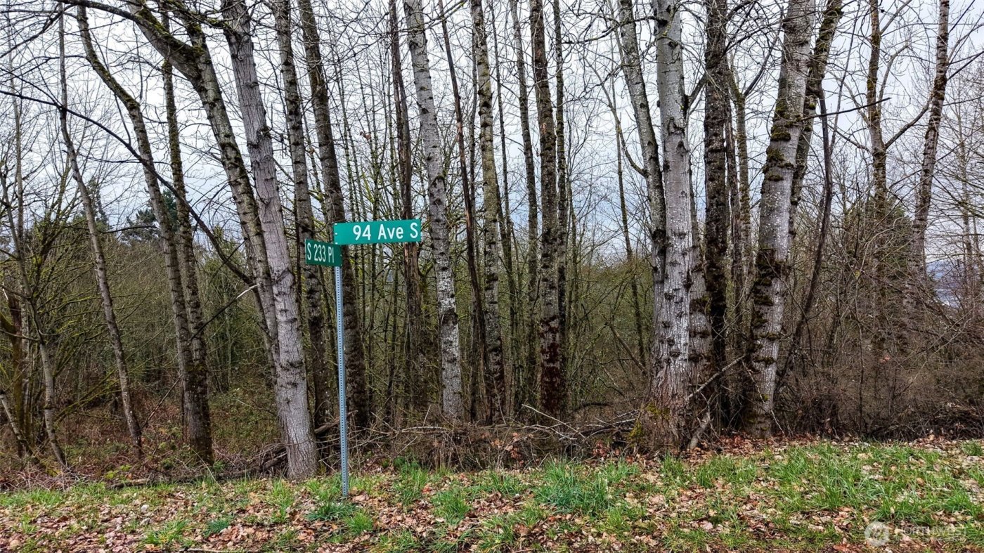 232 xx 94th Avenue S, Kent, WA 98031