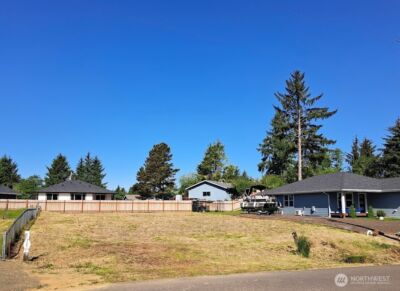 729 Wood Duck Avenue SE, Ocean Shores, WA 98569 - Photo 4