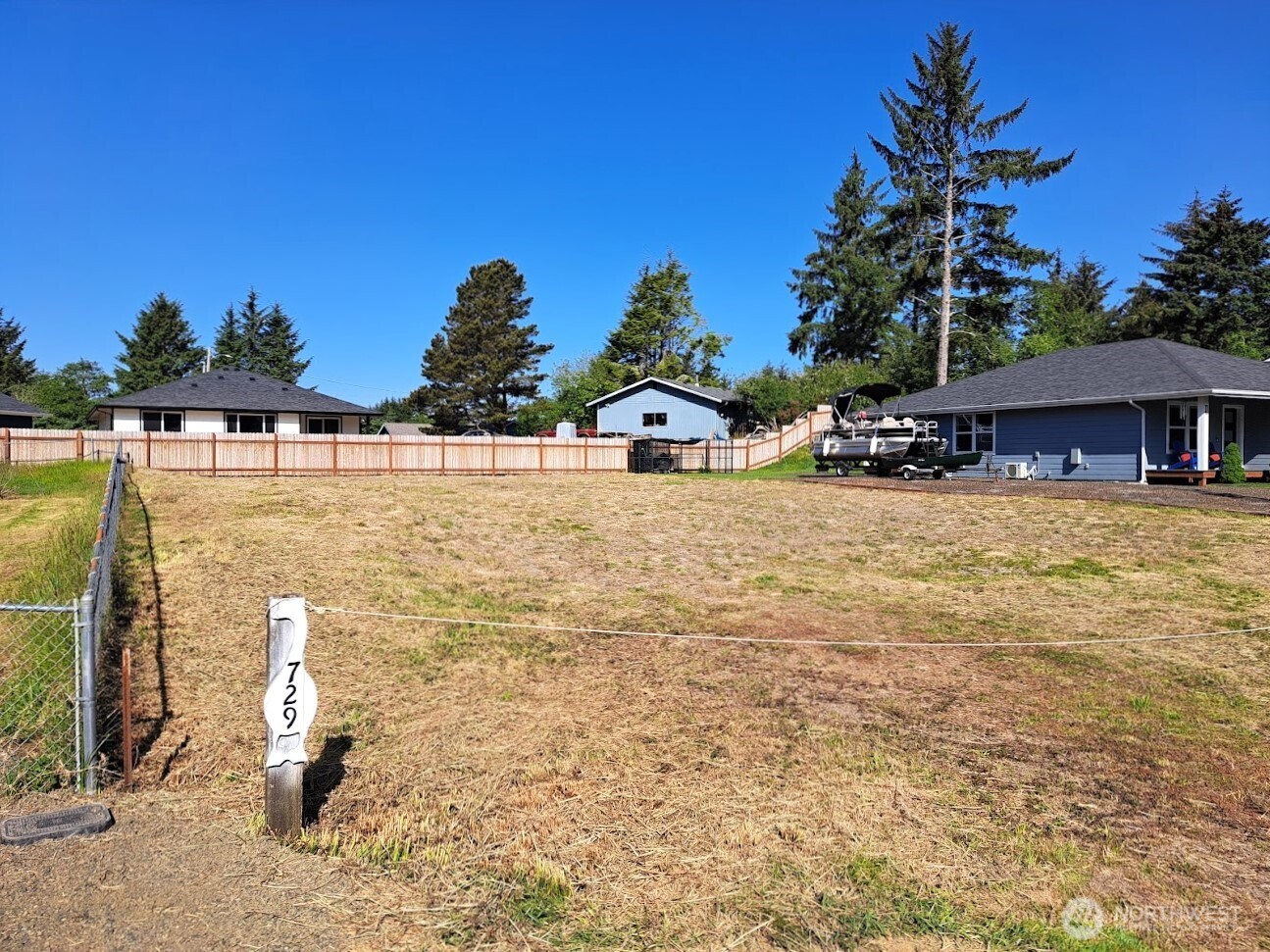 729 Wood Duck Avenue SE, Ocean Shores, WA 98569