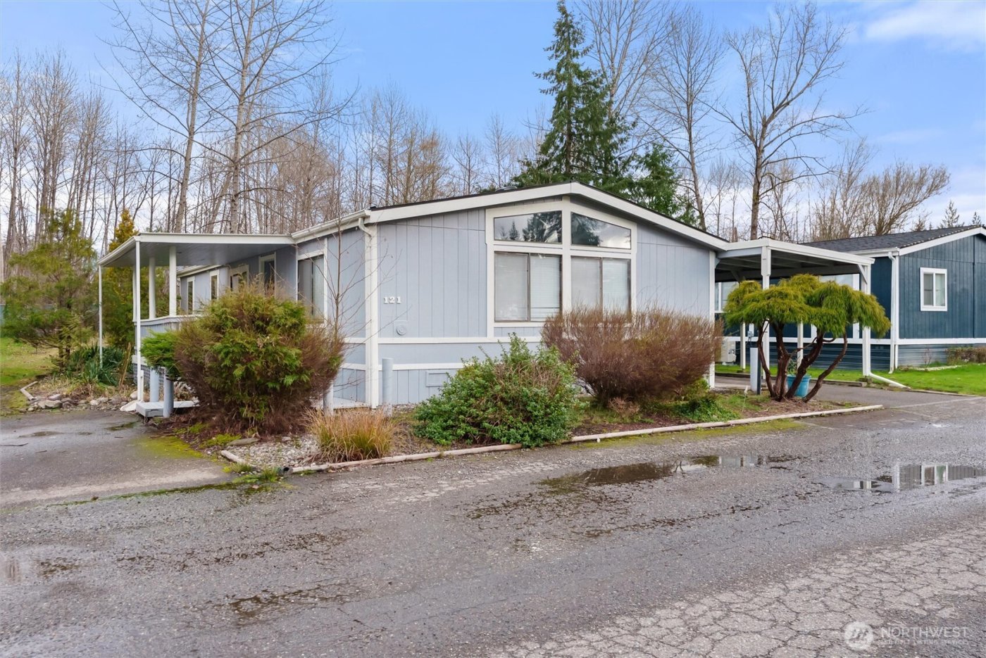 28000 NE 142nd Place #121, Duvall, WA 98019