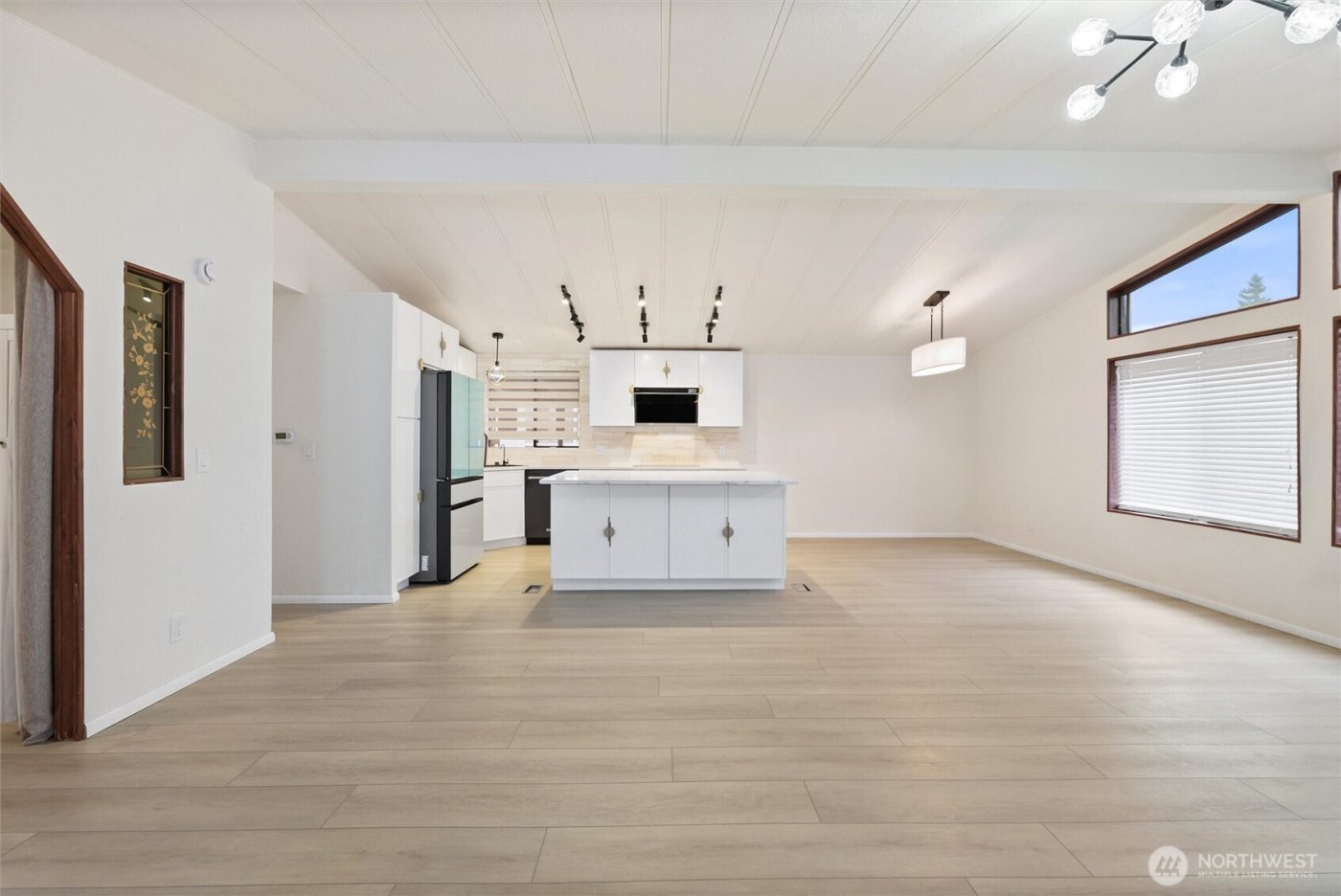 28000 NE 142nd Place #121, Duvall, WA 98019